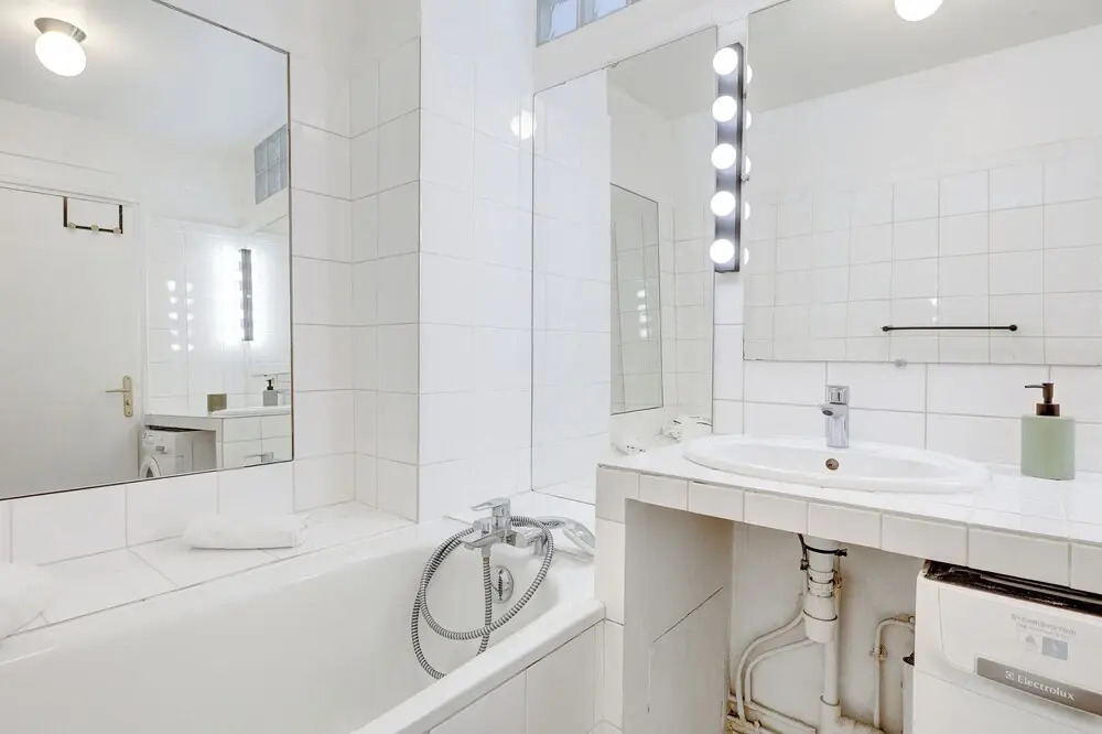 Charming 1BR Steps from Saint-Germain
