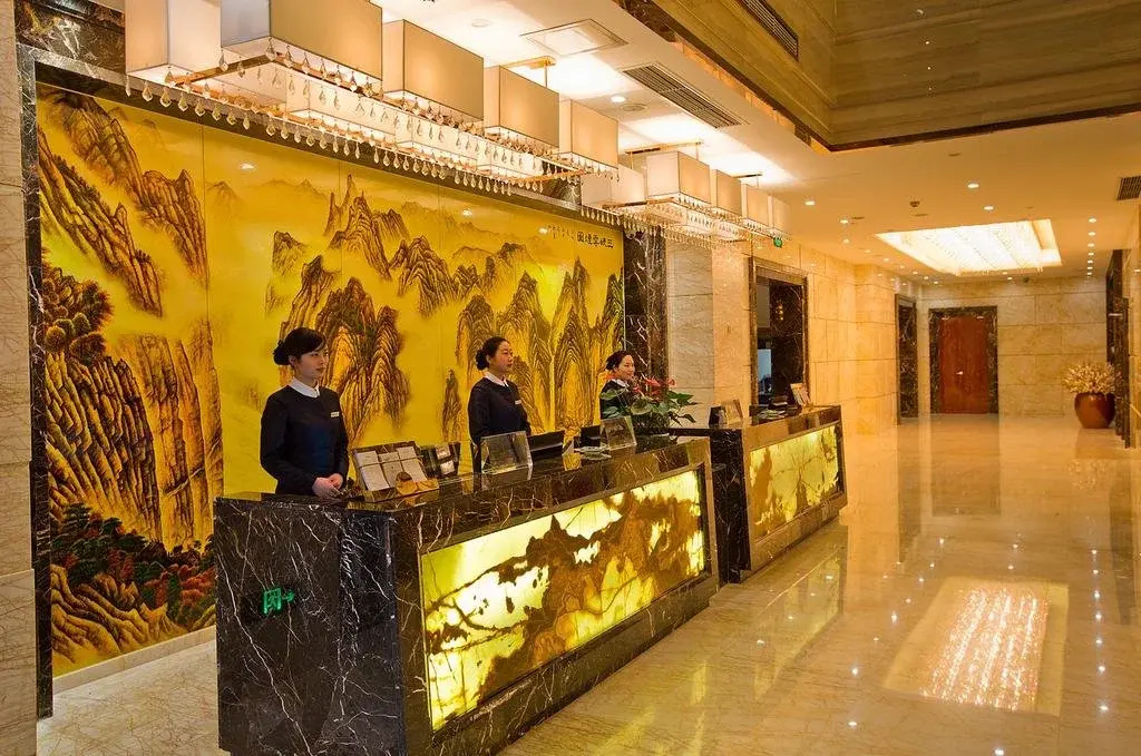 Yichang Jinshi Hotel