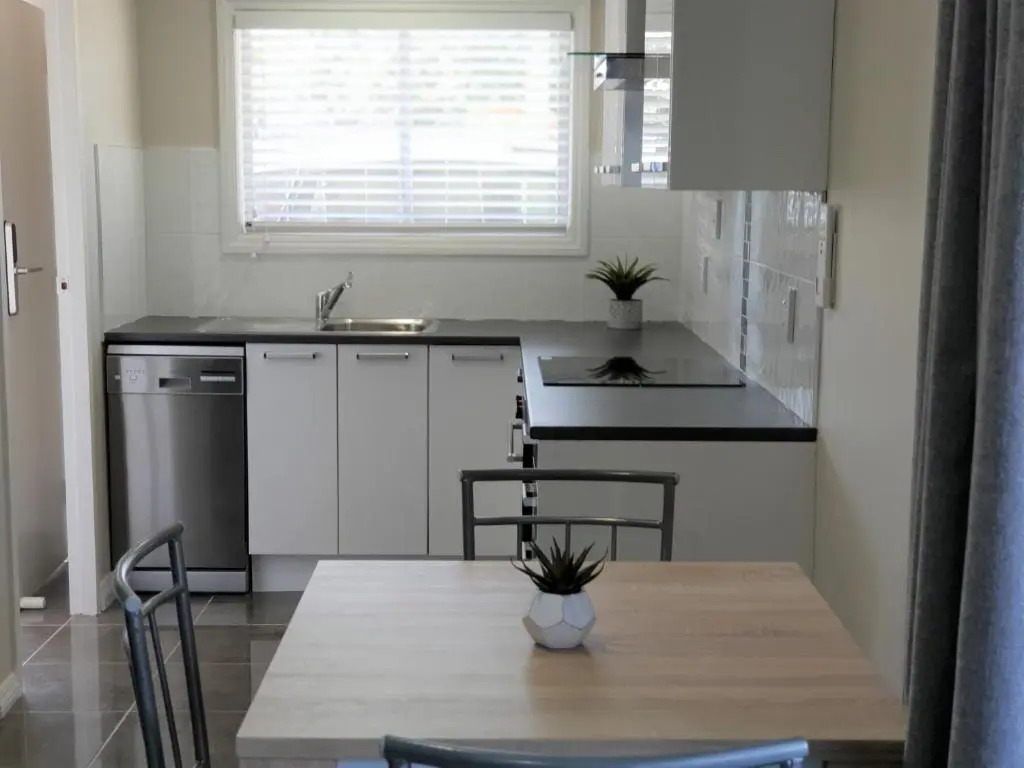 Rose Apartments Unit 6 Central Rotorua-Accommodation & Spa