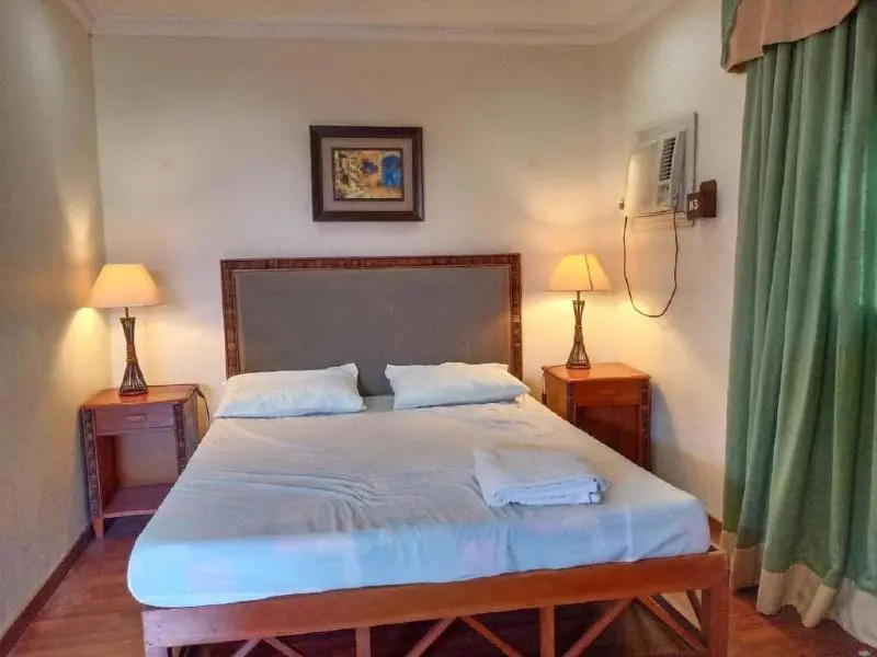 RedDoorz at Villa Asela A Garden Resort Cordova FORMER RedDoorz Near Gaisano Grand Cordova