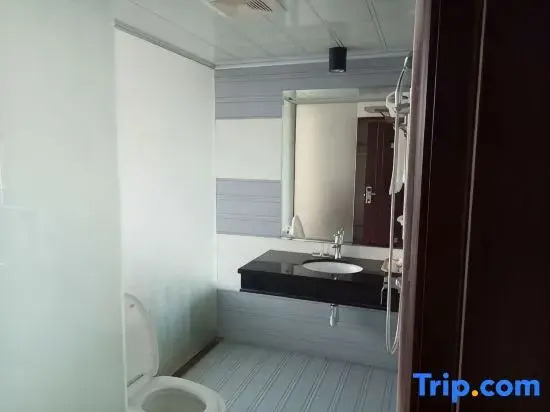 Hui'an Week 8 Business Hotel