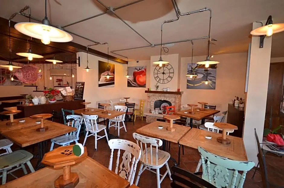 Mastro Titta Pizza Eat & Sleep