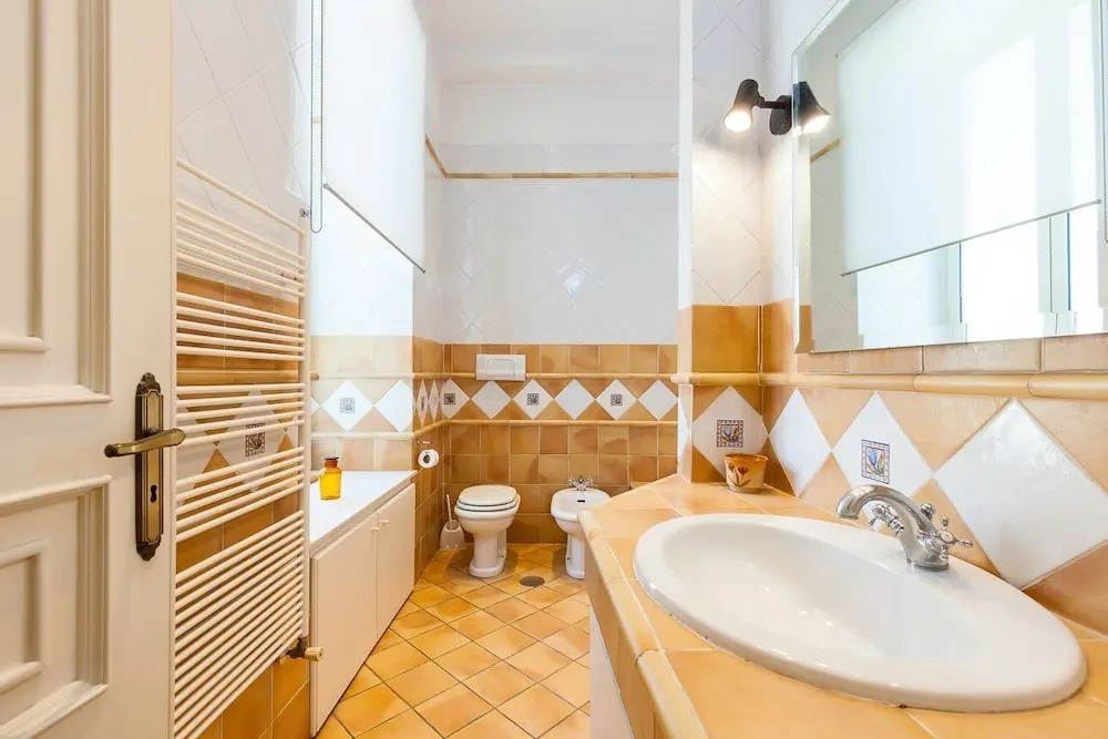 Apartment - Vico dei Maiorani BH 83