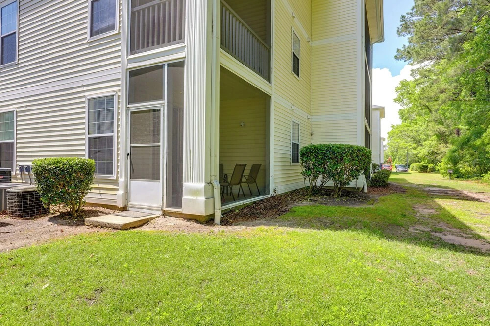 Ground-floor Myrtle Beach Condo w/ Community Perks