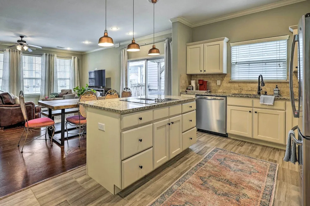 Fayetteville Home Near University of Arkansas