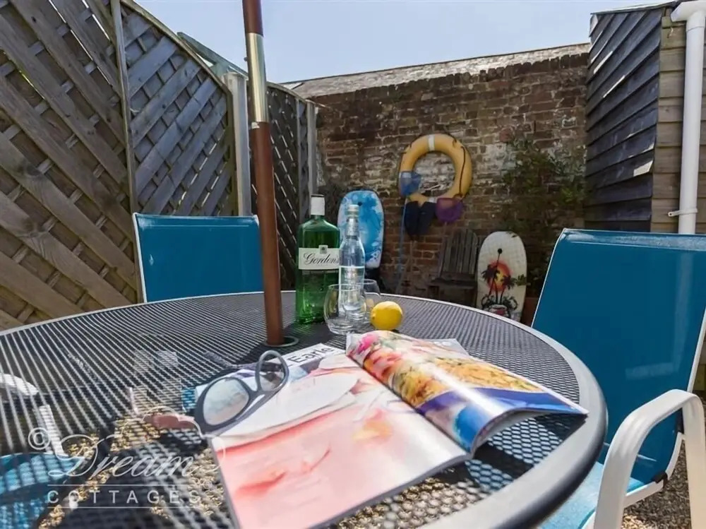 Seaholme, WEYMOUTH