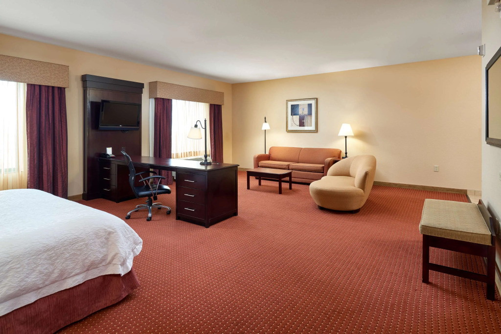 Hampton Inn & Suites Austin South Buda