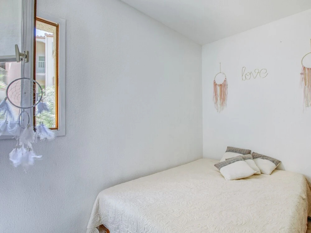 Scenic Apartment in Fleury With Balcony Near Sea