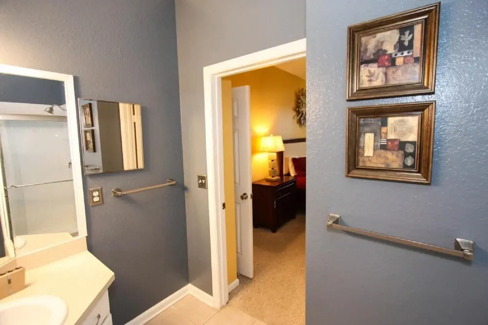 2784 Windsor Hills