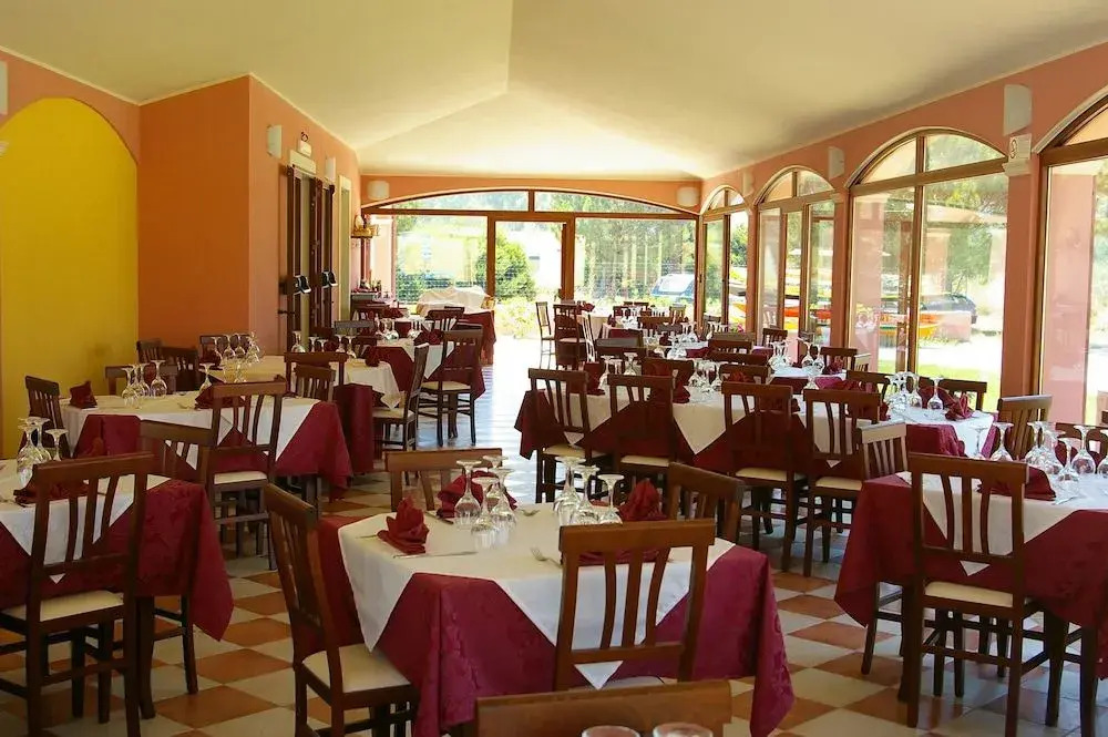 Rejna Residence Hotel