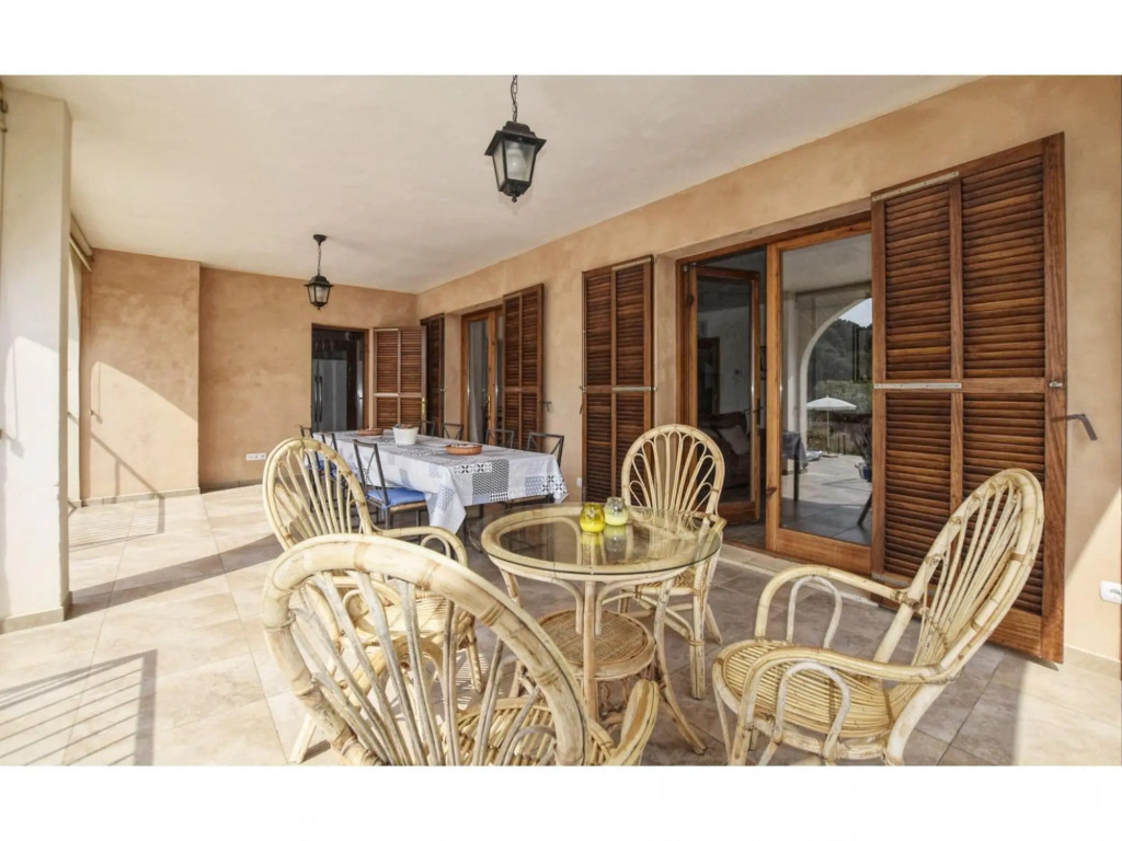 Amazing country house with panoramic views of the Tramuntana mountains