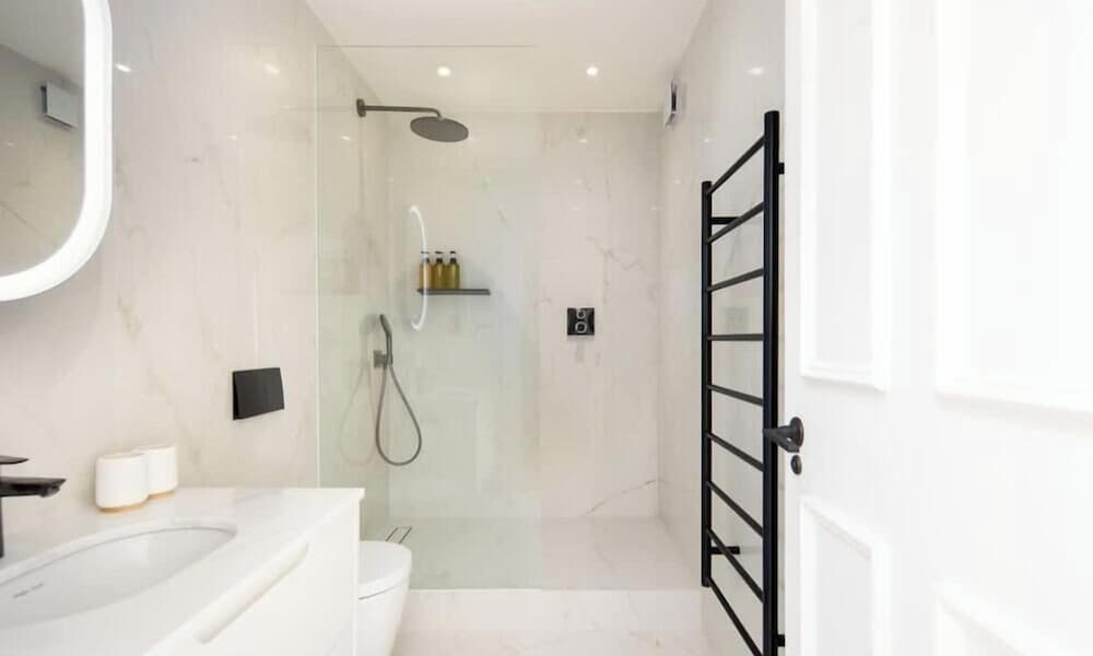 5 Mins Walk to Selfridges Mayfair Getaway