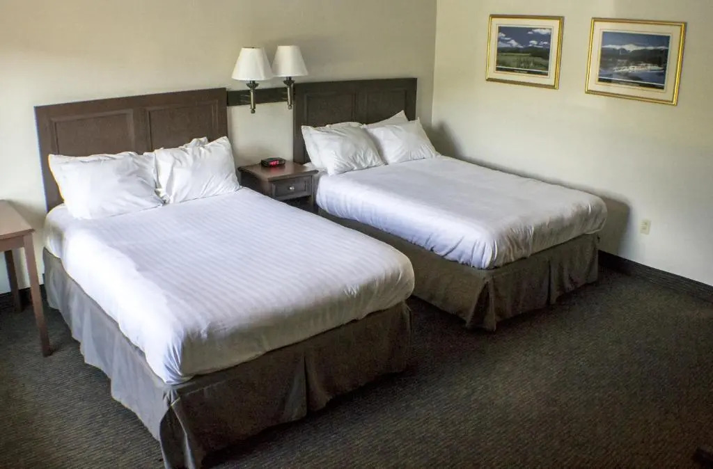 Town & Country Inn & Resort
