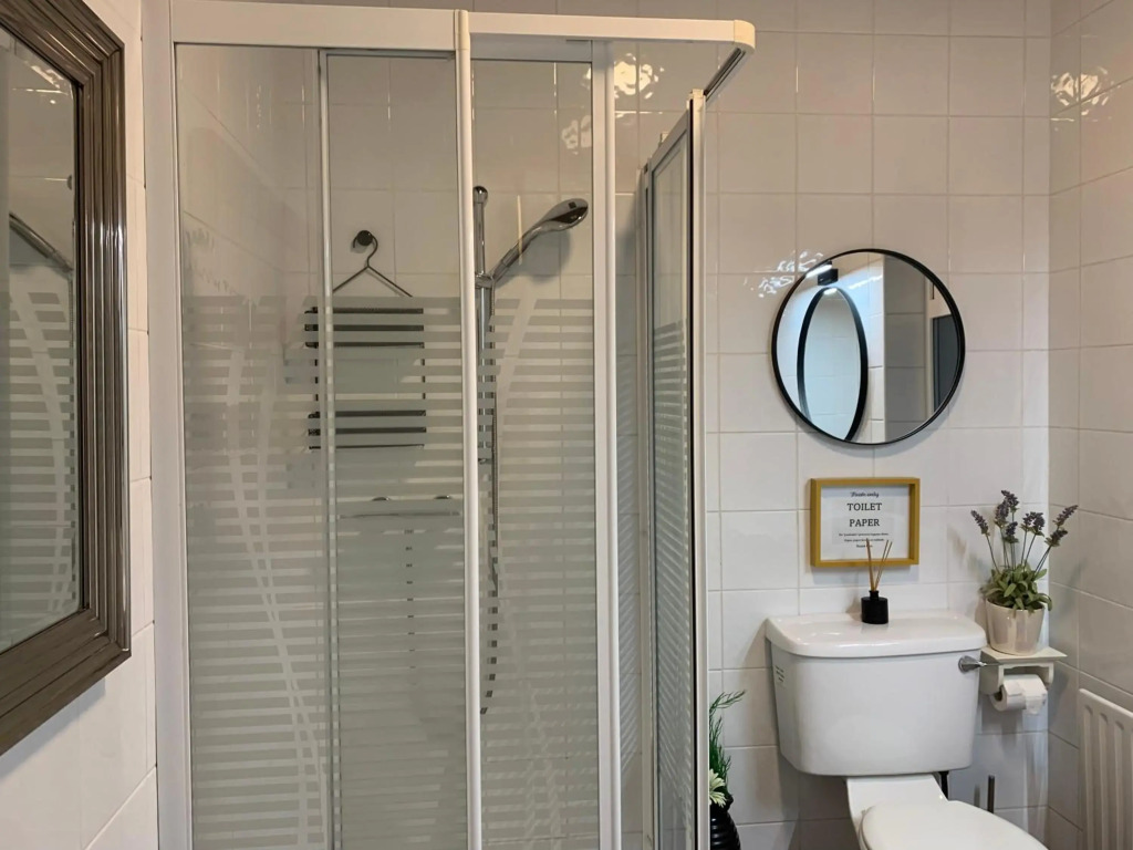 Follies Suites Ballyvoile