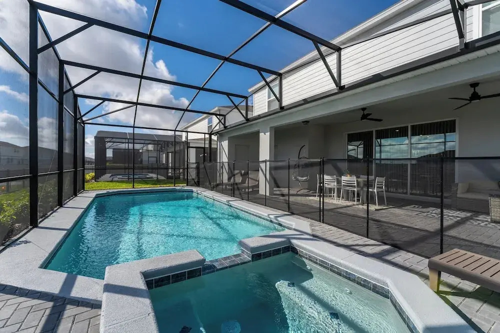Amazing 8BR Villa by Disney Pool Theater