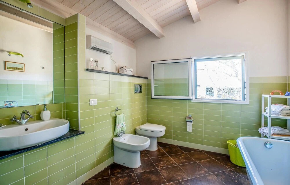 Amazing Home In Ragusa With Indoor Swimming Pool