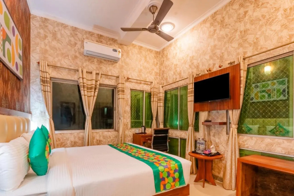 Treebo Una Regency - Near Danapur Railway Station