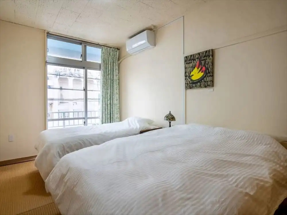 Pineapple Hotel