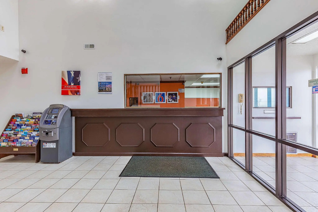 Red Lion Inn & Suites Saint Louis