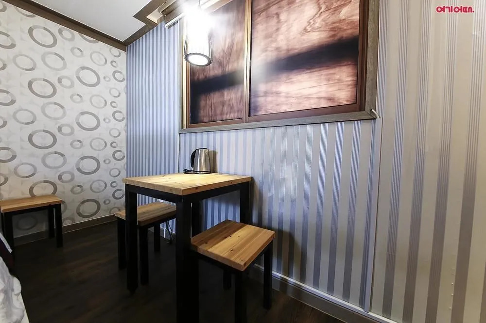Economy Hotel