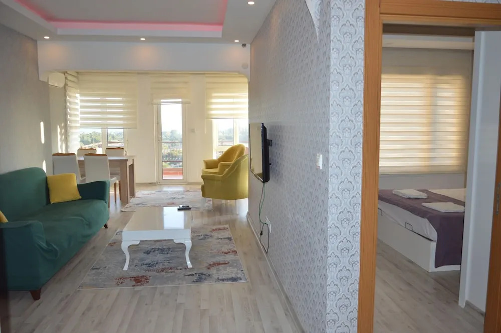Antalya 242 Gold Tower