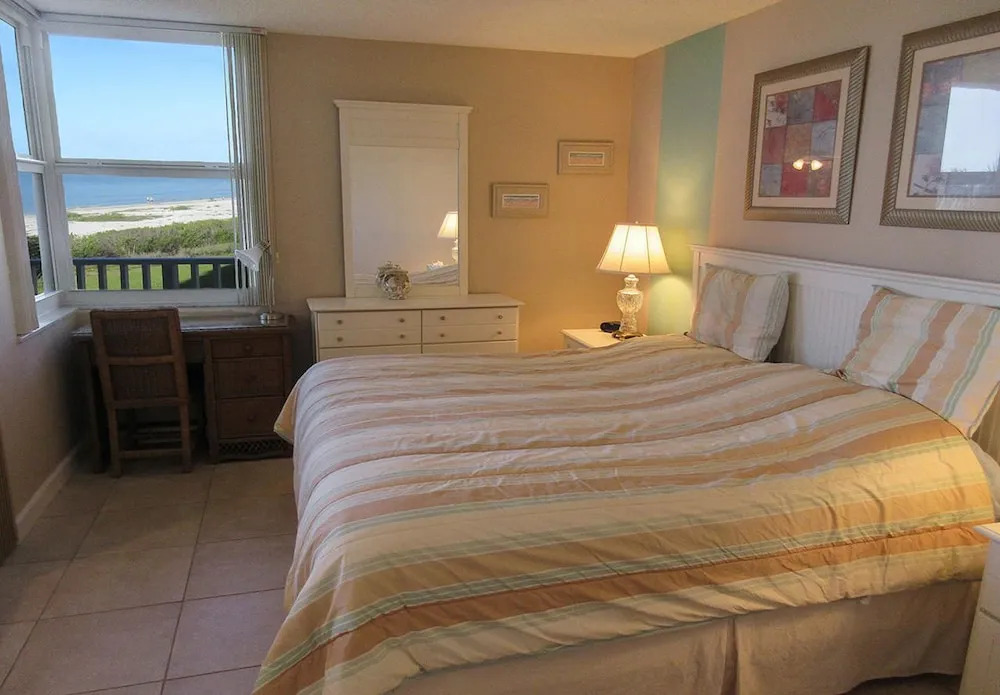 Estero Beach & Tennis 204b 1 Bedroom 1 Bathroom Condo