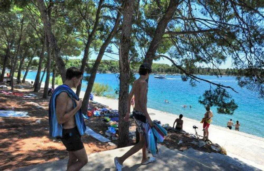 Blue Lagoon - Nice Terrace and Modern - A1