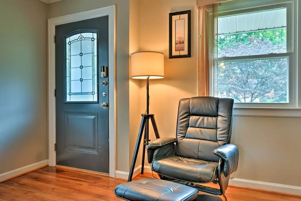 Charlotte Area Home w/ Patio - 6 Miles to Downtown