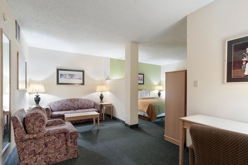 Quality Inn & Suites Paragould