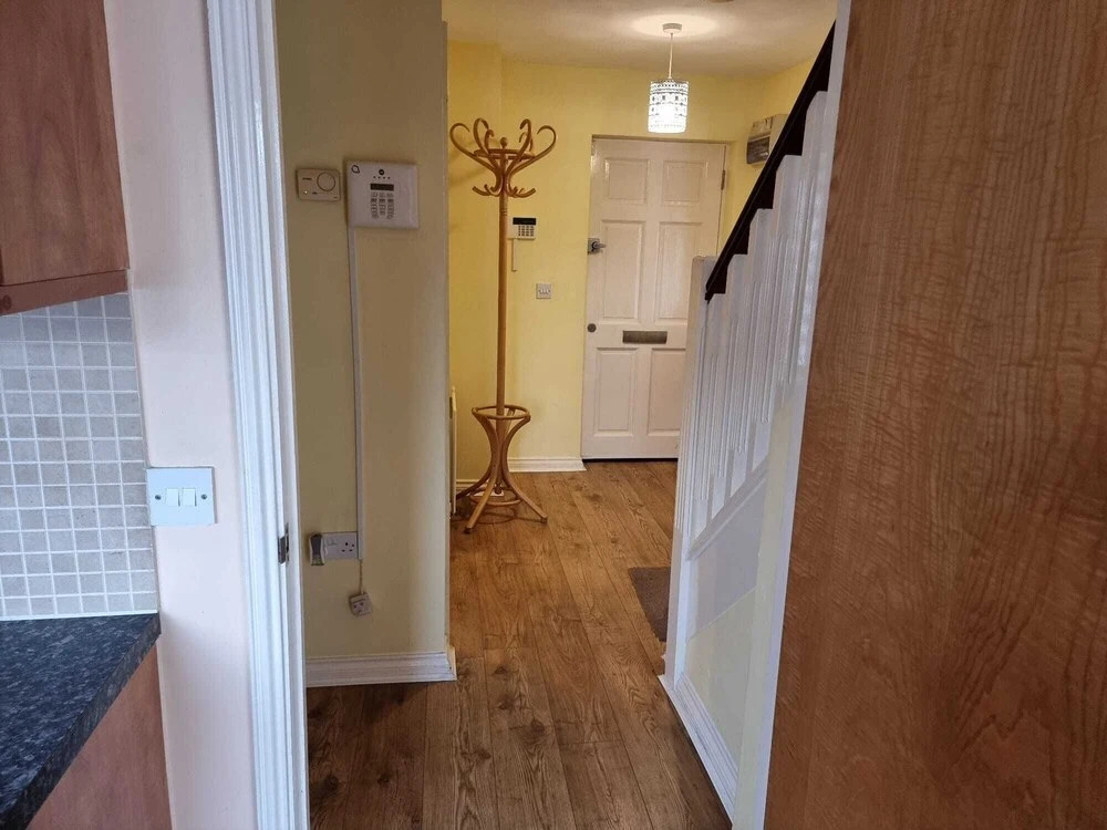 Impeccable 4-bed House in London