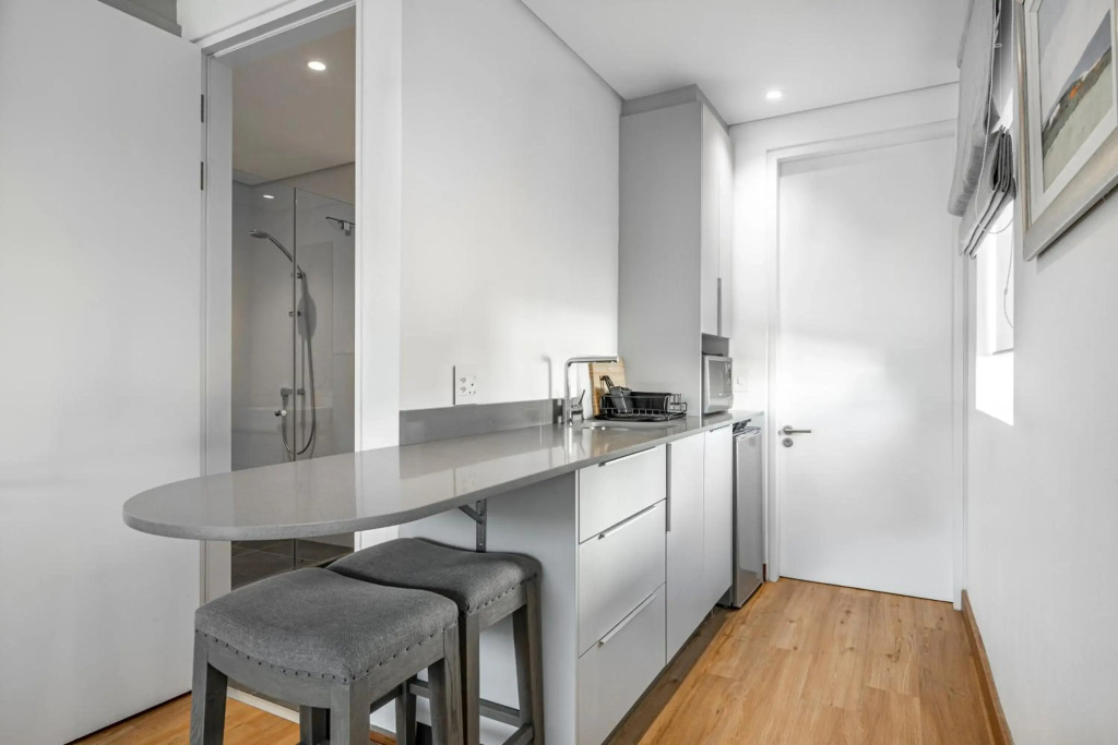 17 Marine - 3Bedroom Sea-Facing Apt101
