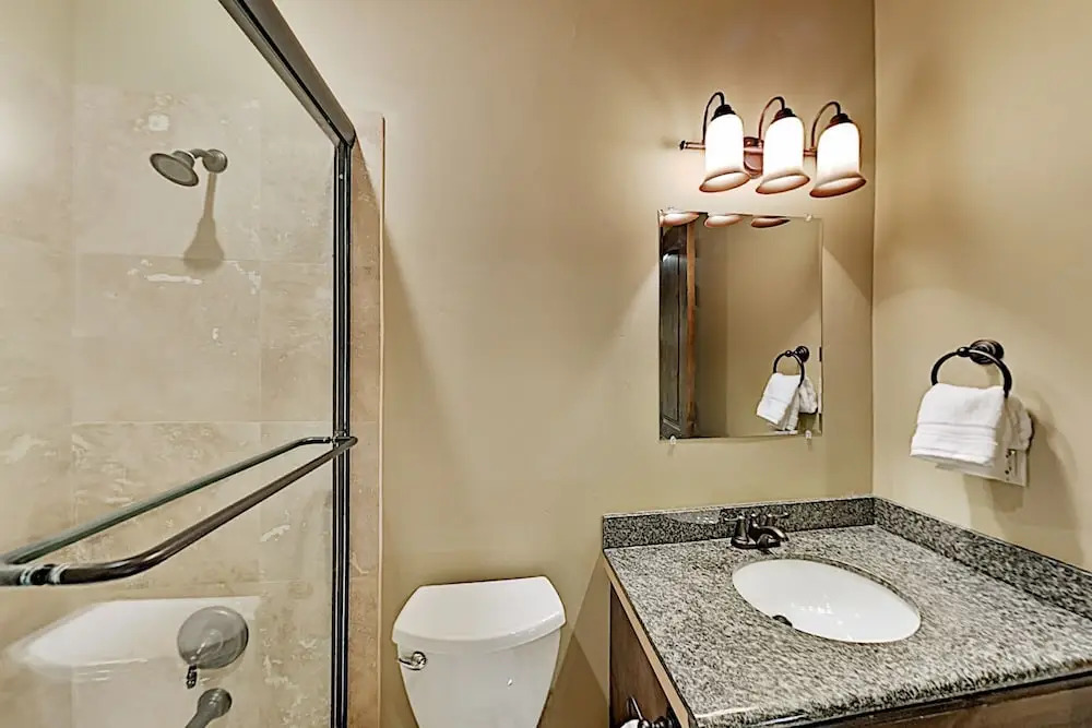1482hd5m 3 Bedroom Townhouse