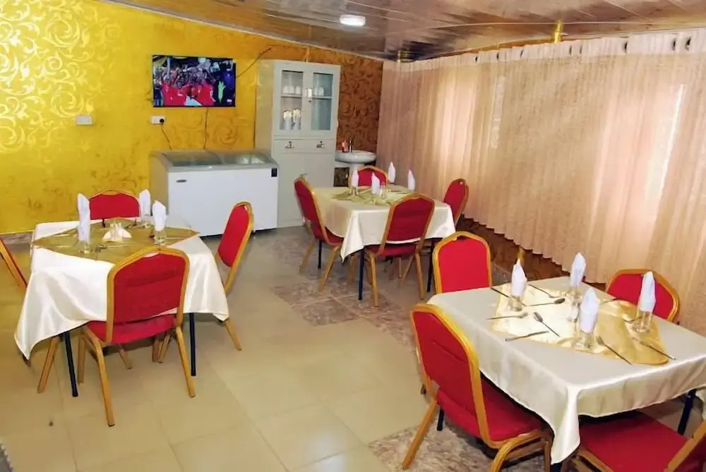 Ovena Luxury Hotel