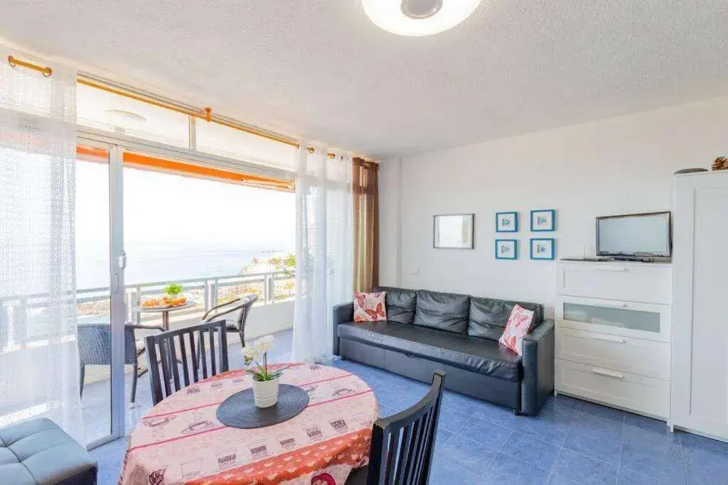 Ocean Breeze Apartment by DreamHomesTenerife