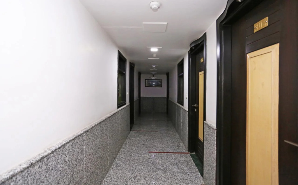 MD 9 Star Hotel