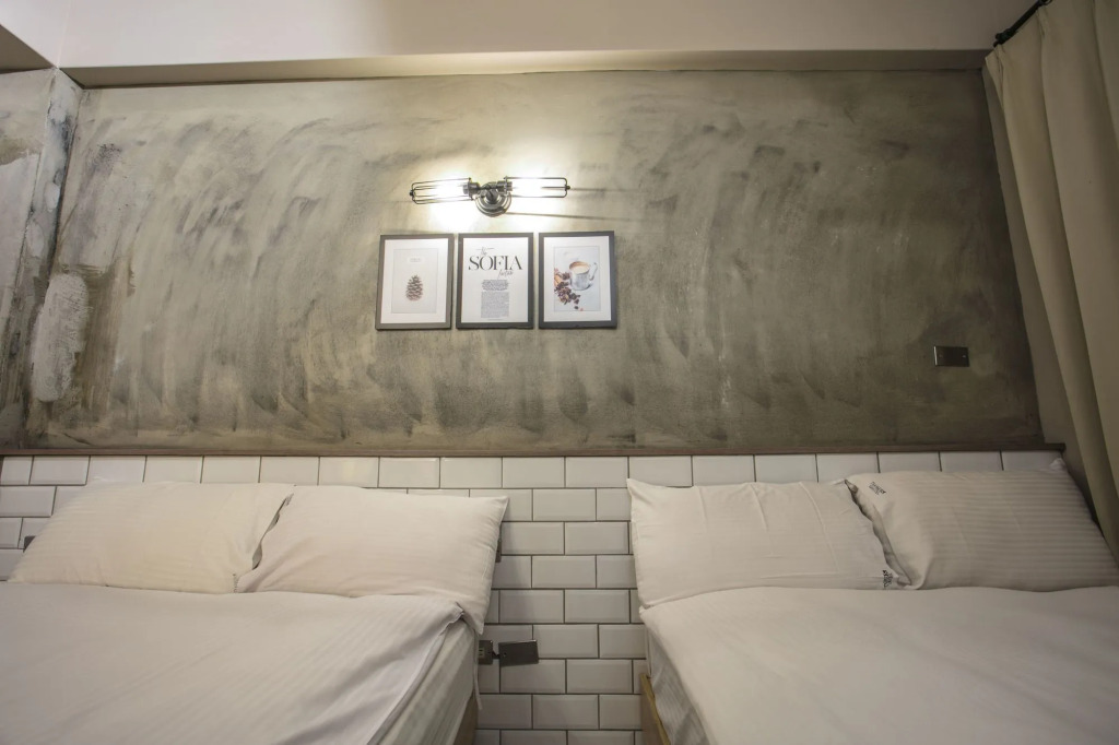 Tomer Hostel