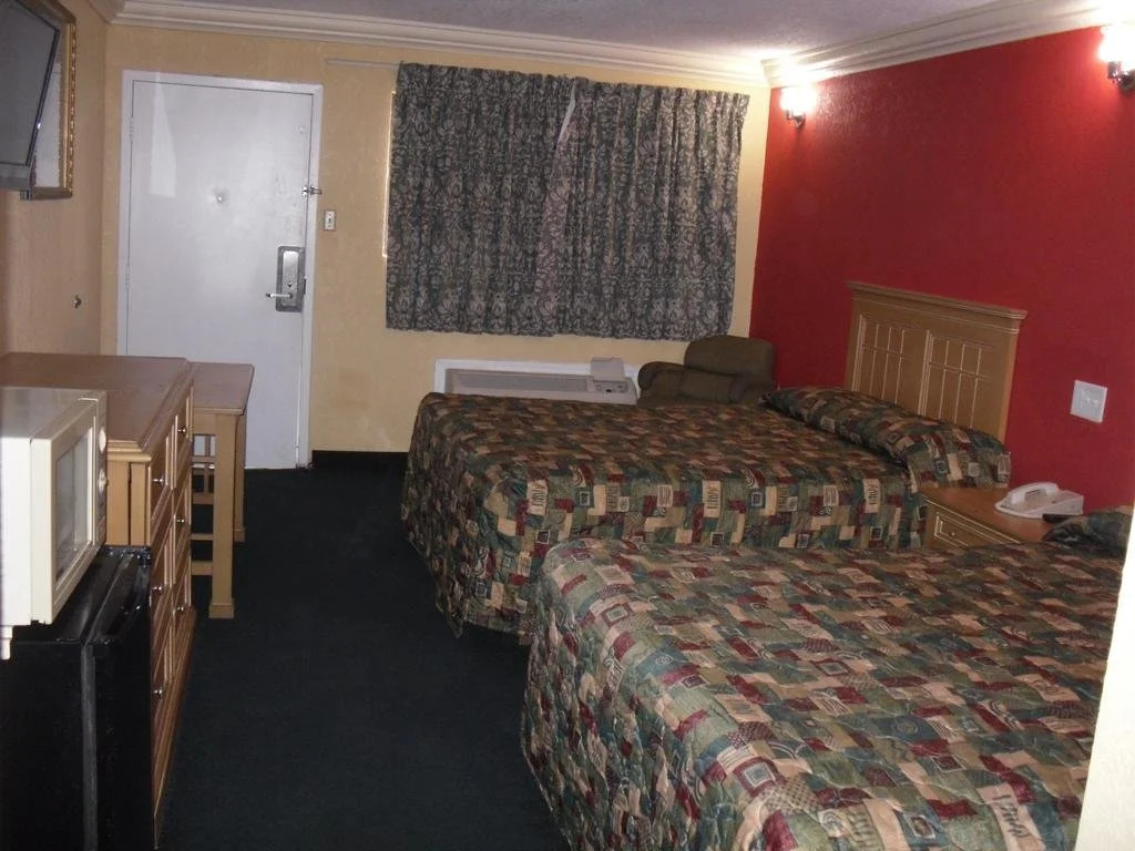 OYO Hotel Crowley LA I-10
