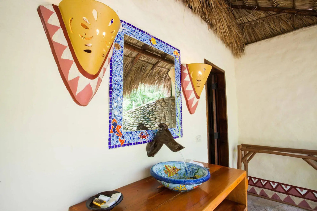 Hotel Punta Teonoste