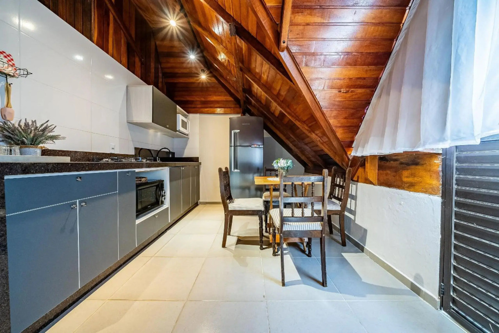 271 - Excelente loft em Mariscal