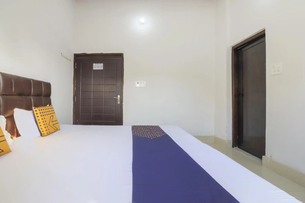 SPOT ON 75178 Hotel Arman