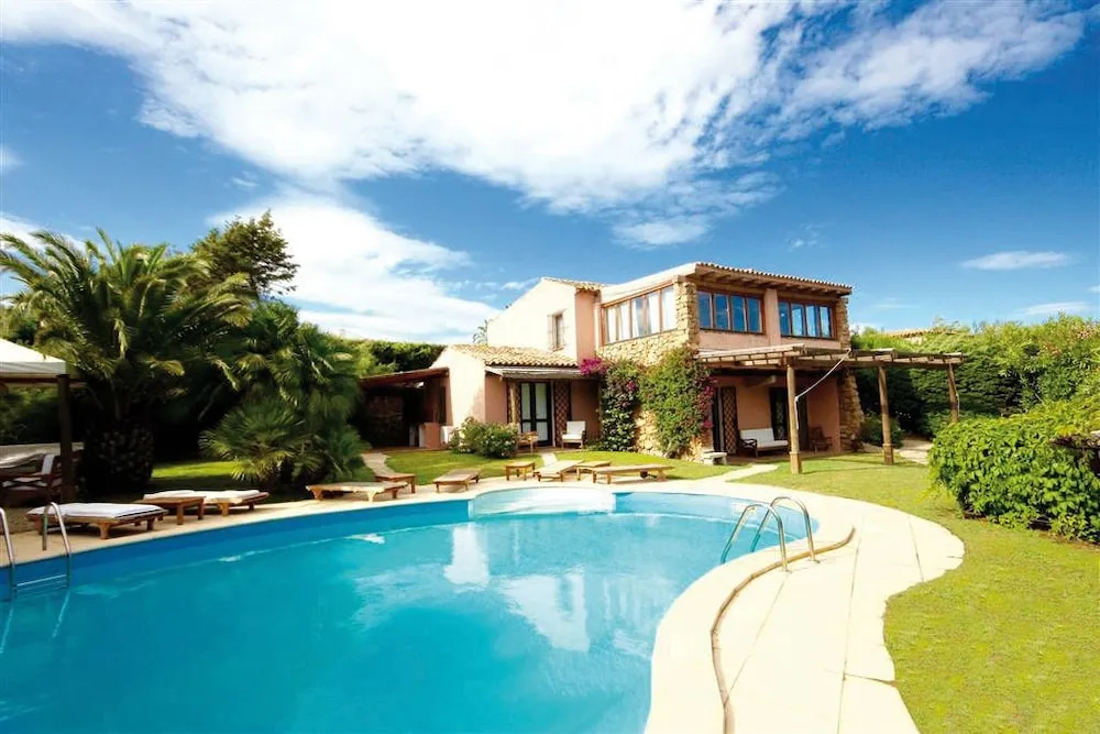 Villa Tizzi