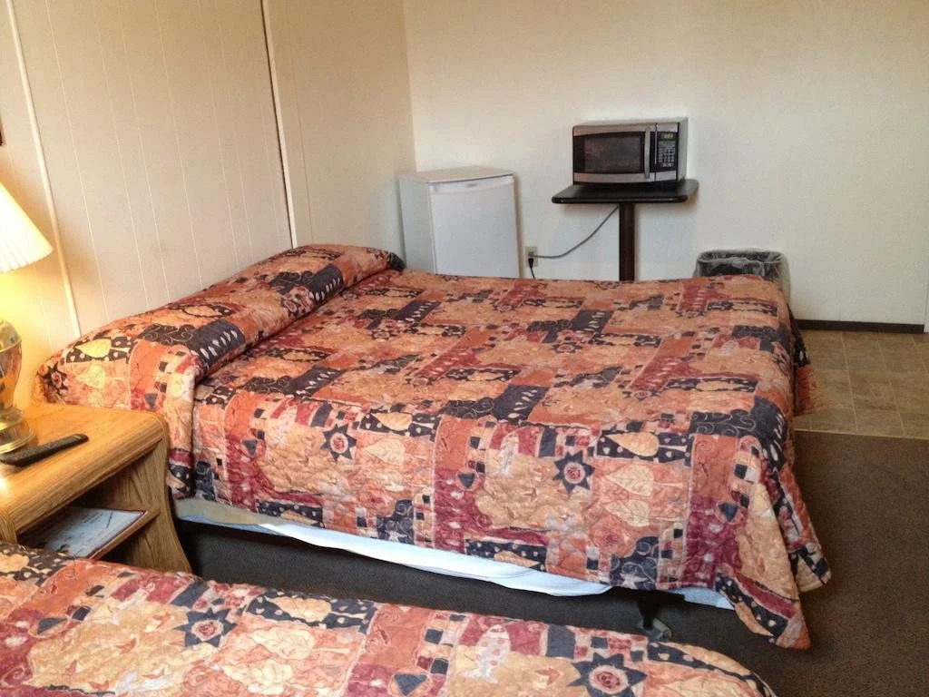 Twi-Lite Motel