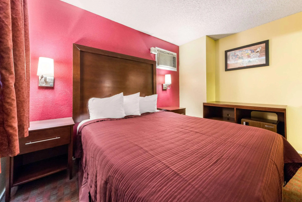 Ramada Limited Gilroy