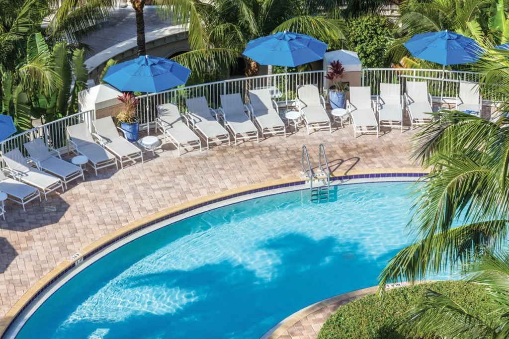 Marco Beach Ocean Suites