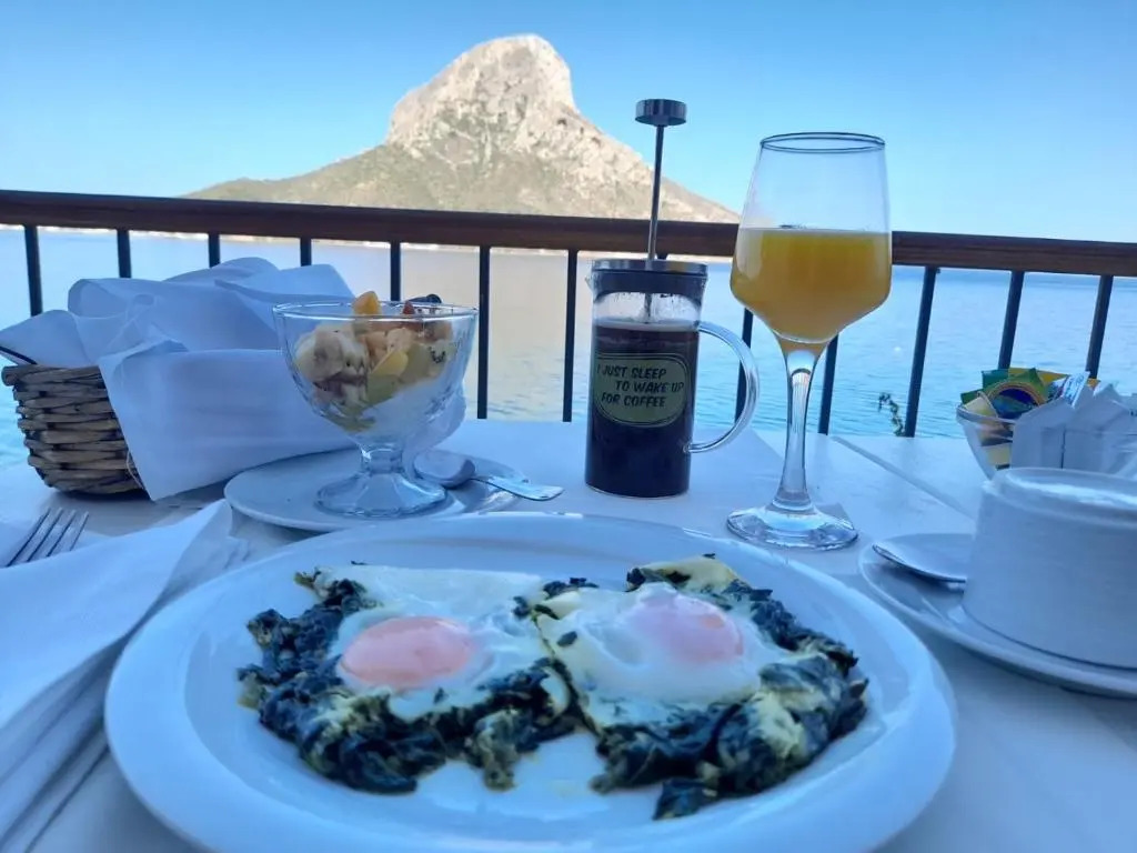 MasouriBlu Boutique Hotel
