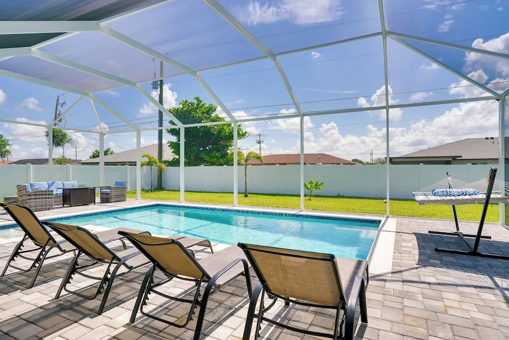 Family-friendly Cape Escape: Golf, Swim & Explore!