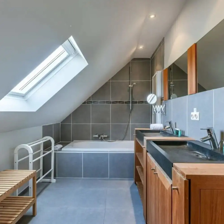 Rustic Family Holiday Home for up to 8 People Located in the Green of the Countryside