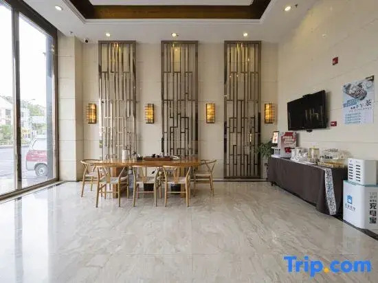 Zhouyou International Hotel (Jinjiang Anhai Anping Bridge)