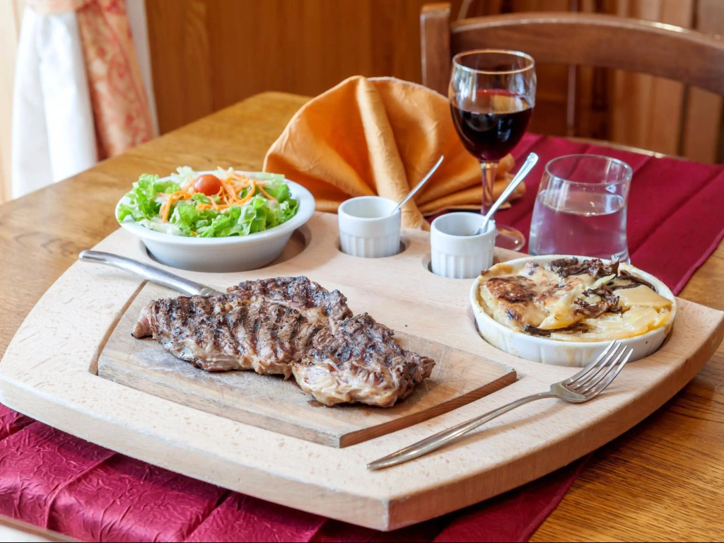 LOGIS LAUBERGE dARANC