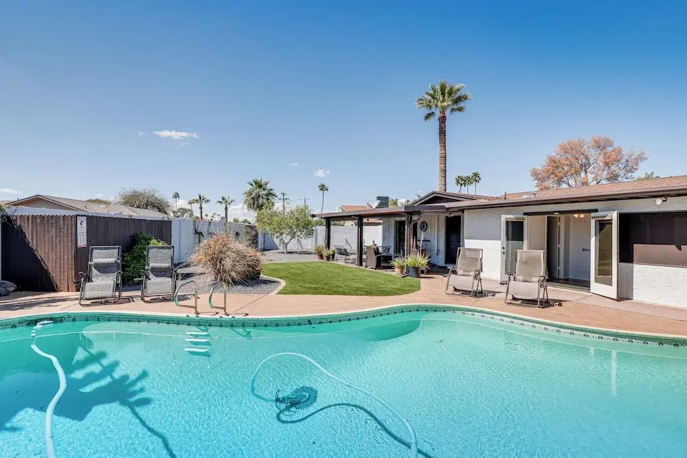 2 Mi to Old Town Scottsdale: Home w/ Pool Table